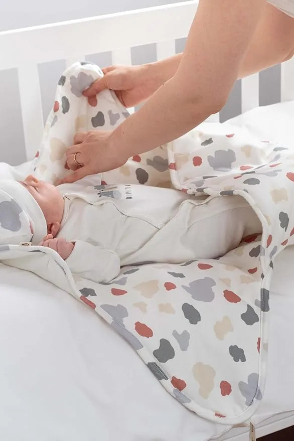 Newborn Hospital Bag Essentials | Little Gusto