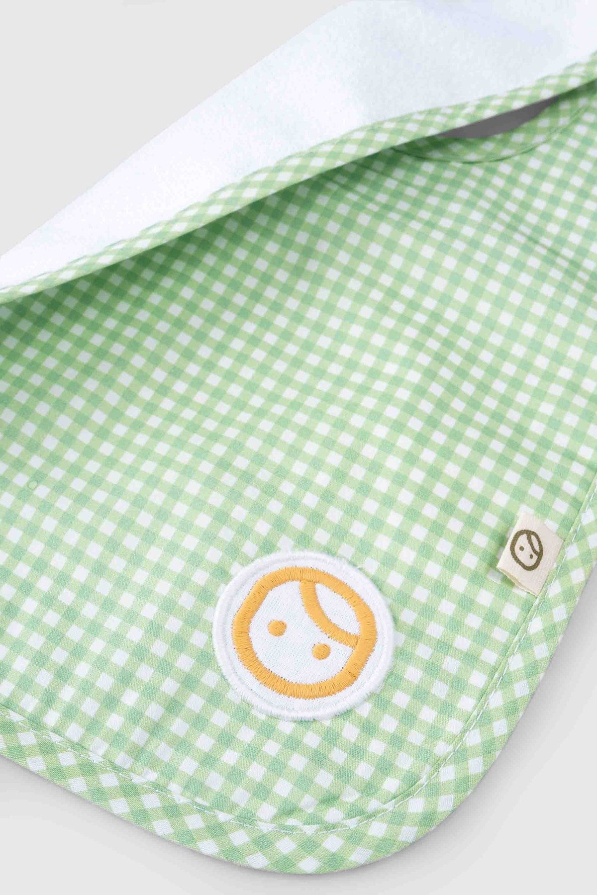 waterproof baby bib back side leakproof layer green
